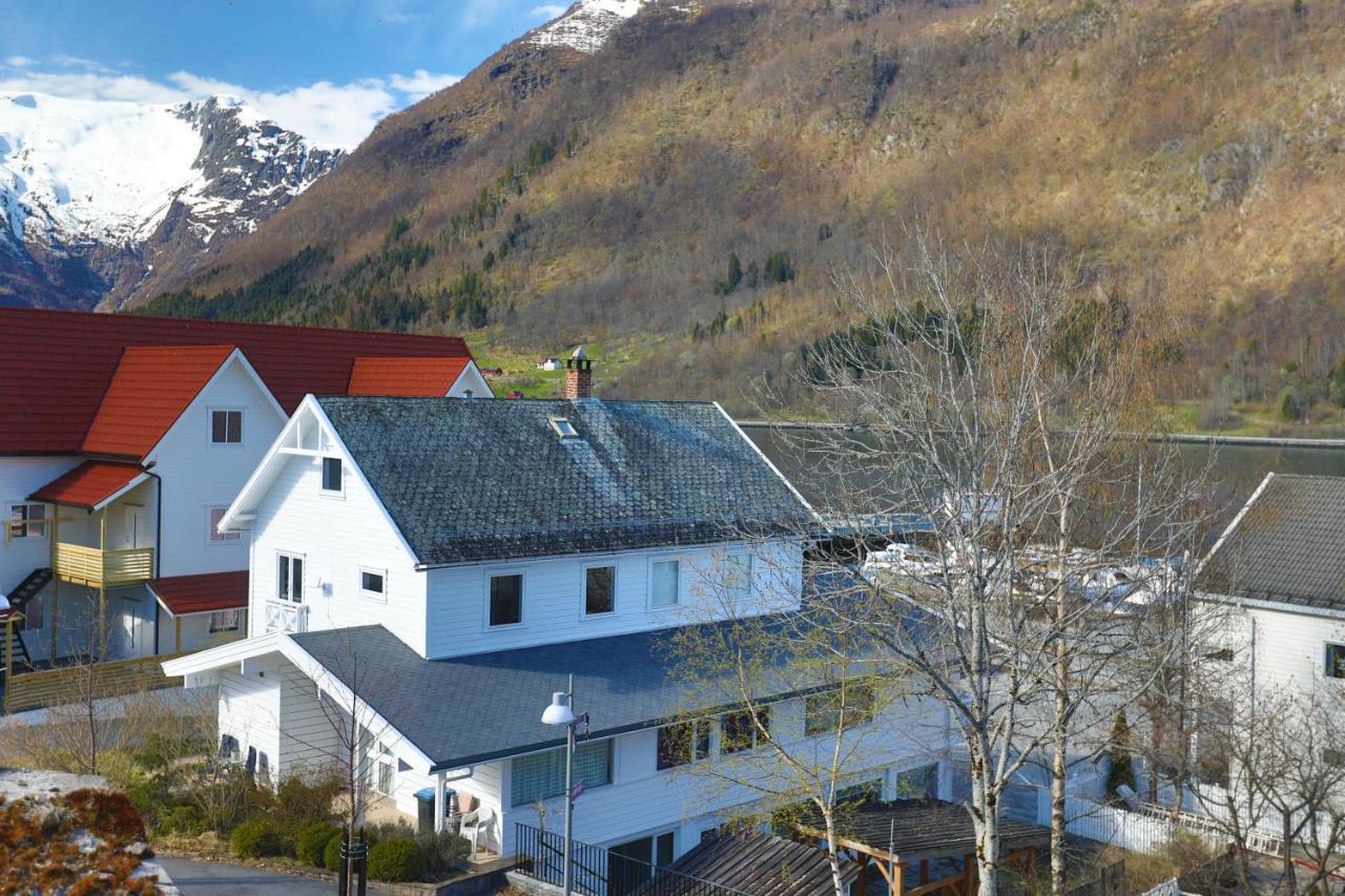 Svingen Apartments Balestrand Kültér fotó